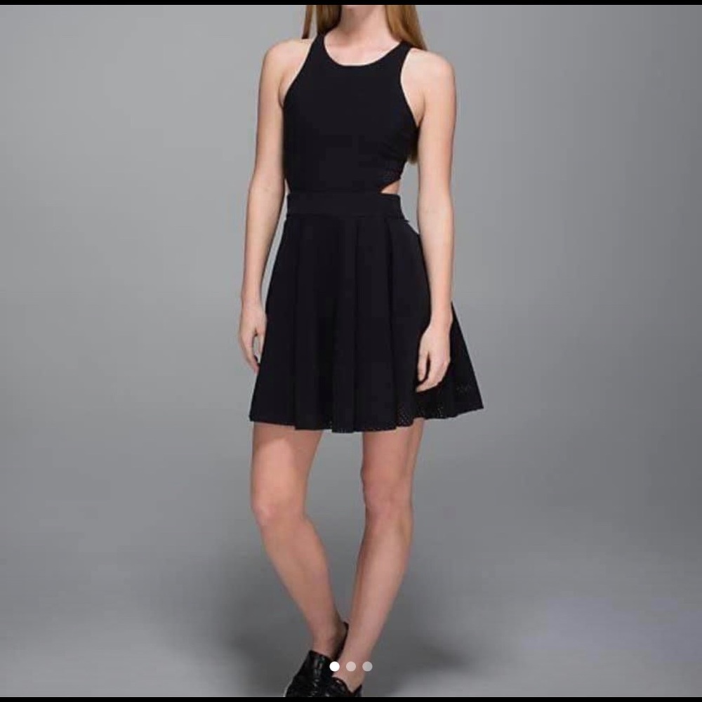 NWT & RARE!  Flattering Lululemon black Away dress.  Size 6.